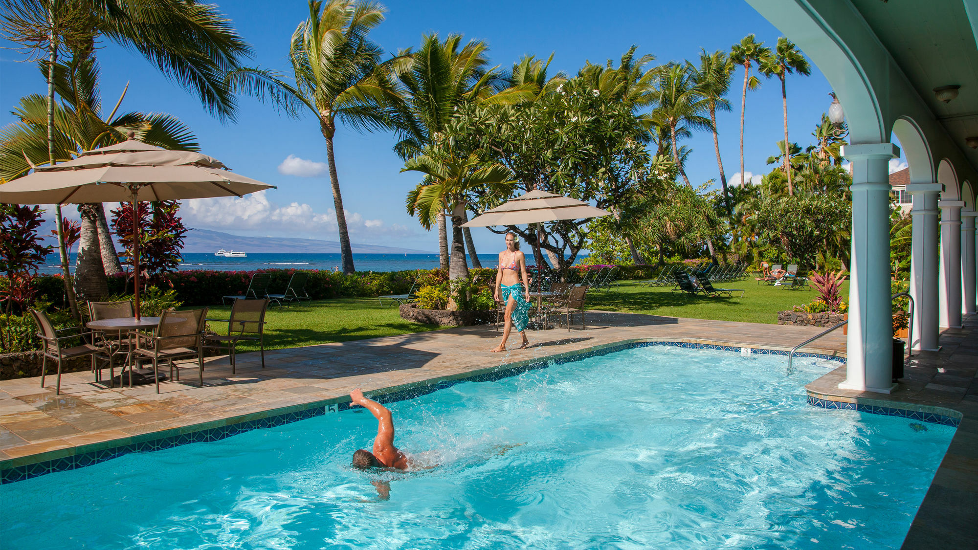 Lahaina Shores Beach Resort מראה חיצוני תמונה